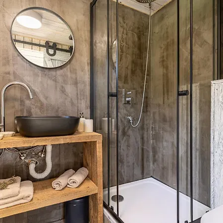New Glamping House In Giant Mountains Casa vacanze Vichova nad Jizerou
